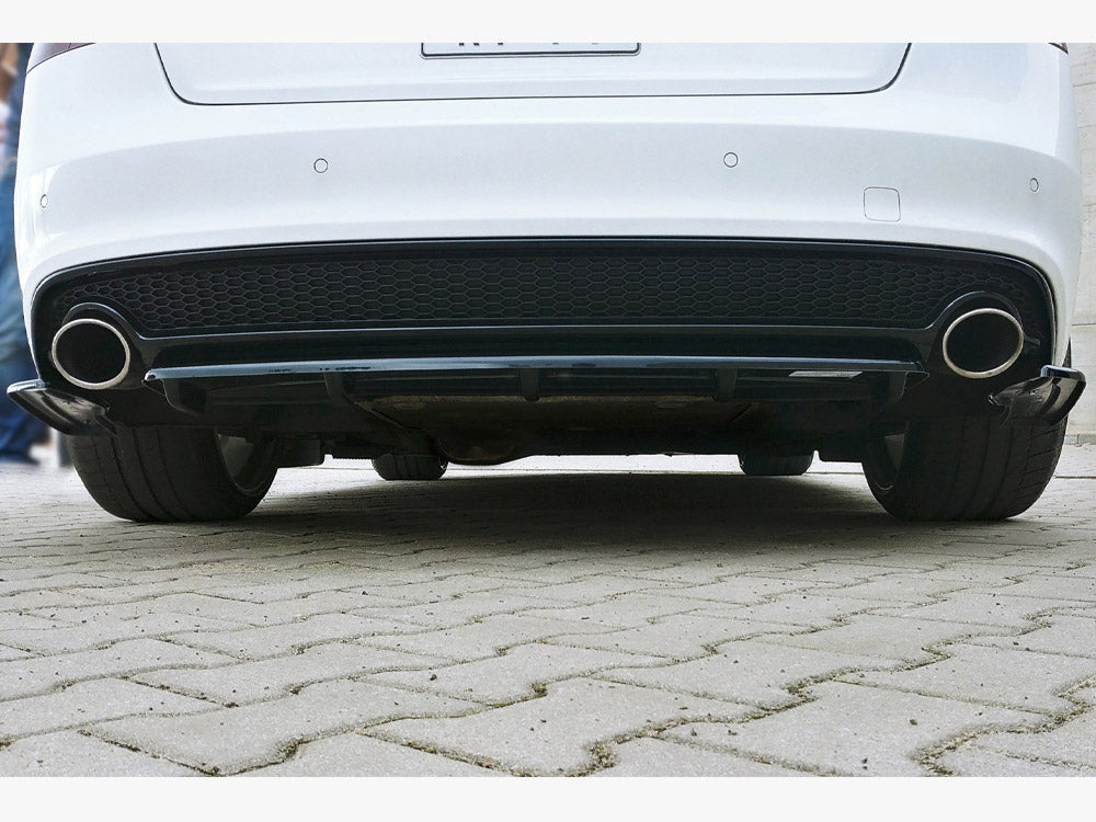 Maxton Design - Central Rear Splitter (Vertical Bars) Audi A5 S-line 8T FL Coupe / Sportback (2011-2016)