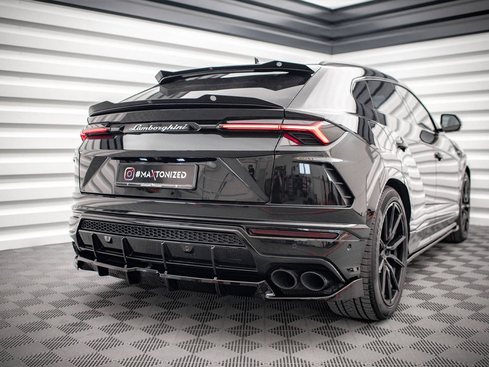 Maxton Design - CENTRAL REAR SPLITTER (VERTICAL BARS) LAMBORGHINI URUS MK1
