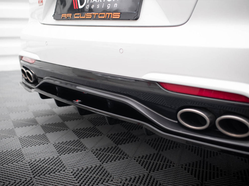 Maxton Design - CENTRAL REAR SPLITTER (VERTICAL BARS) KIA STINGER MK1