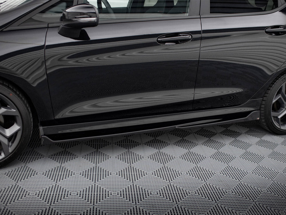 Maxton Design - Side Skirts Diffusers V.4 Ford Fiesta Mk8 ST / ST-Line