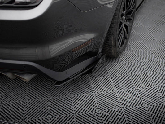 Maxton Design - Street Pro Rear Side Splitters + Flaps Ford Mustang GT Mk6