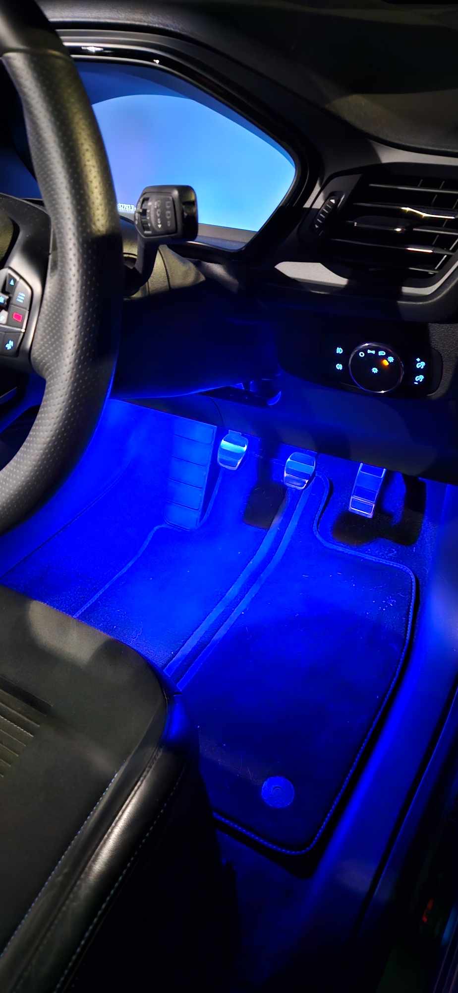 MK4 / 4.5 Ford Focus - Ultra Bright OEM Style Footwell Light Unit Upgrade