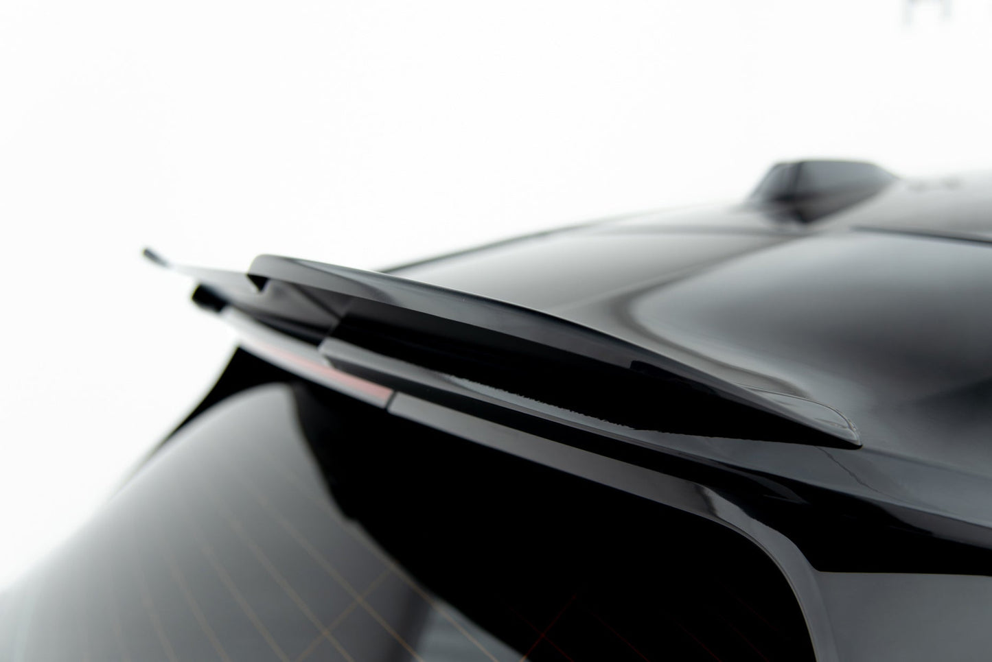 Maxton Design - Spoiler CAP V.1 BMW 1 M135i / 128ti / M-Pack F40