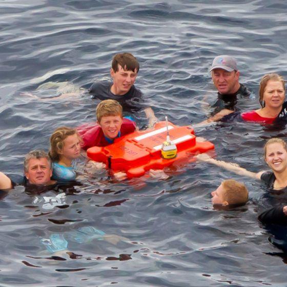 Cell 8-Person Flotation Device | 4Boats