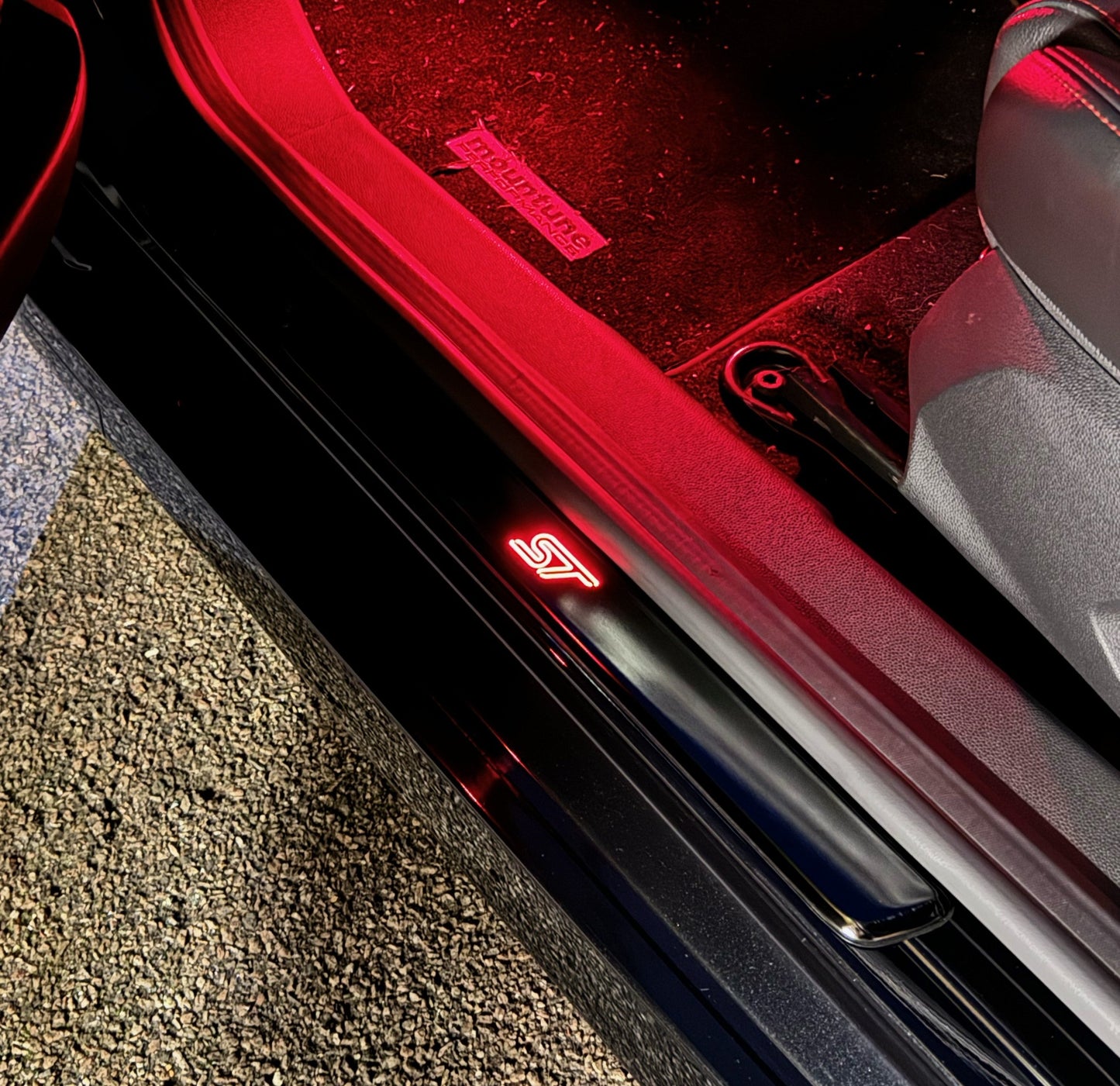 Wireless Red Illuminated Sill Protectors – ST Spec | CEUK